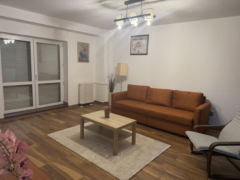 Burebista, apartament cu 2 camere, exclus activitati imorale,